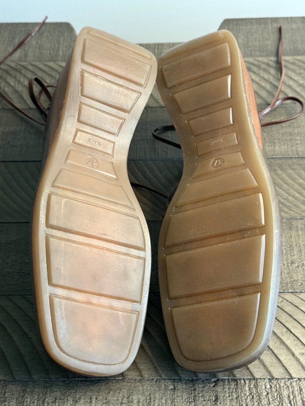 Nexus Women's Brown Leather Shoes Size 37/ US 6.5 - Picture 9 of 10